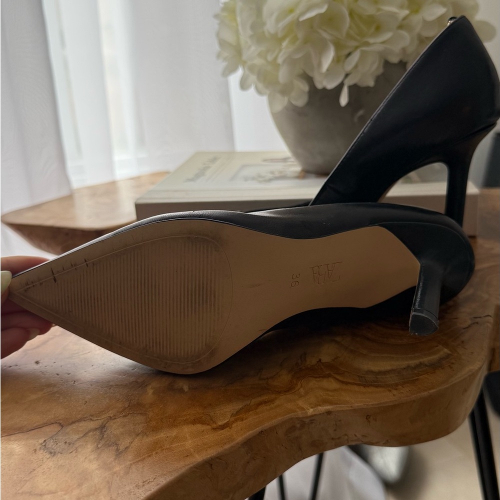 Zara Black Pointed Toe Stiletto Heels - Picture 4 of 4
